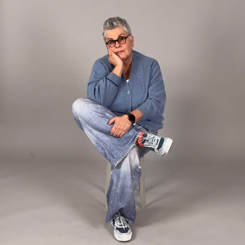 Jeansliebe-der Sneaker – fra)uu(hlig