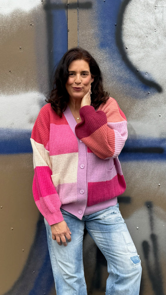 Uhligs „24/7 Strickjacke“ in Beeretöne